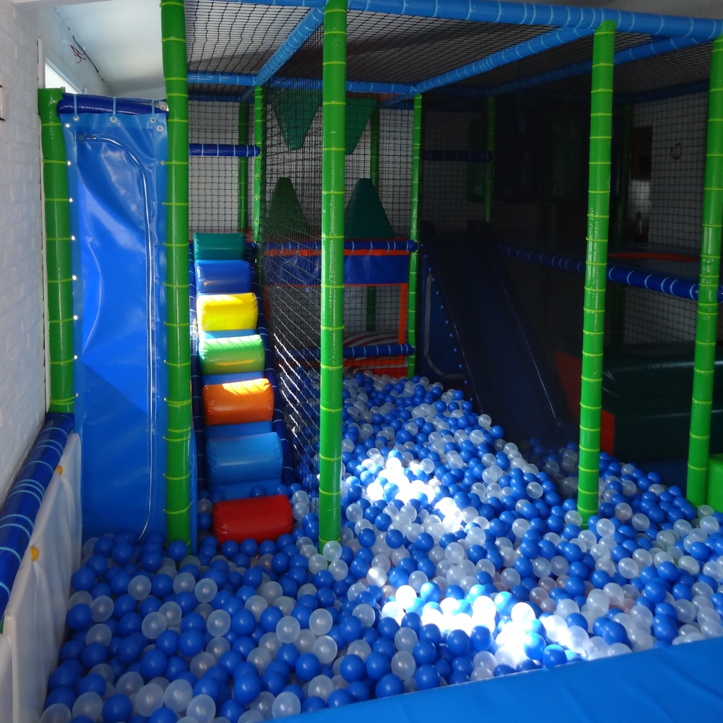 Full inclined slope with bumpers, width 33cm